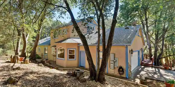 4673 Evenstar Lane