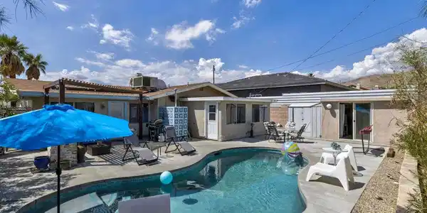 13320 Calle Amapola