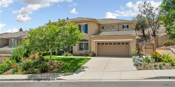 8587 Hunt Canyon