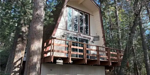 6189 Cedar