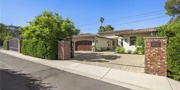 31527 Aguacate Road