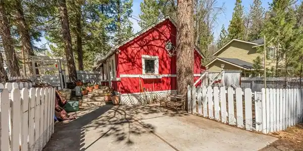 42596 Willow