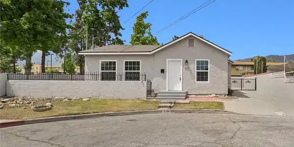 339 E 8th Street