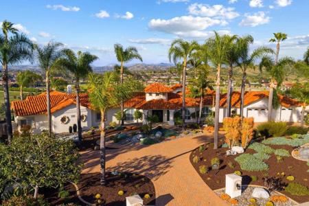 31402 Lake Vista Circle