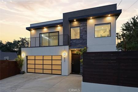 2434 Prospect