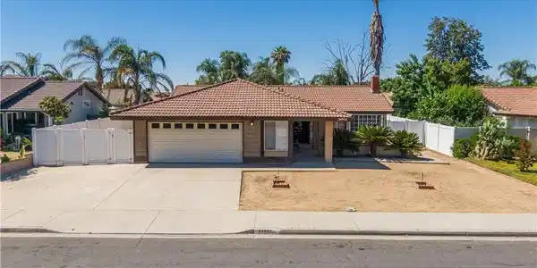 24931 Heil Drive