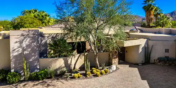 950 Andreas Canyon Drive