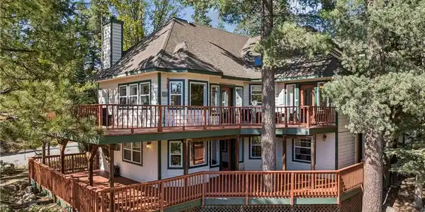 26166 Circle Drive