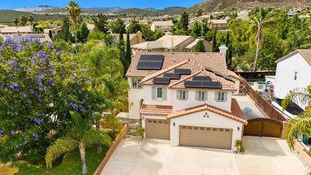 27744 Crestknoll Court
