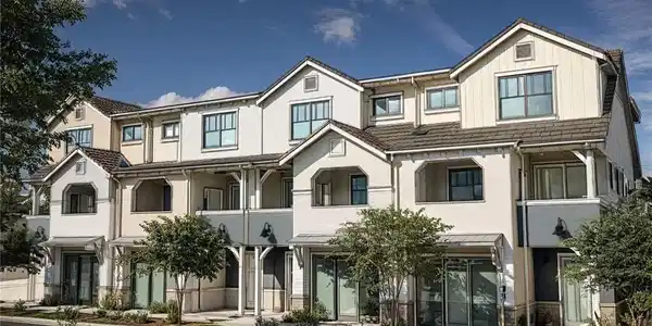 1196 Tiburon Way