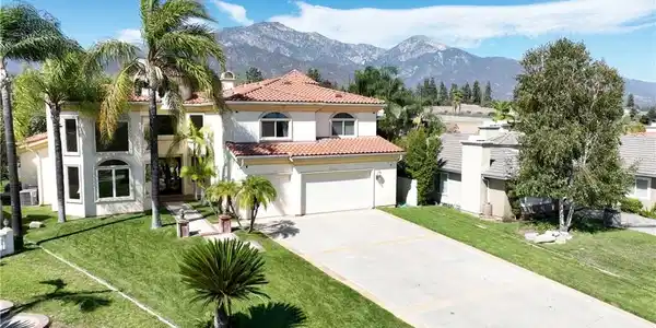 1243 Jacaranda Place