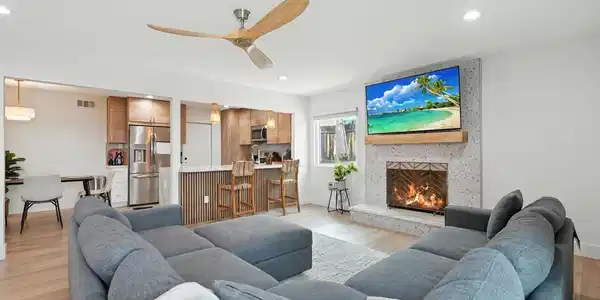10143 Allenwood Way