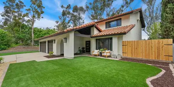 1225 Fallbrook