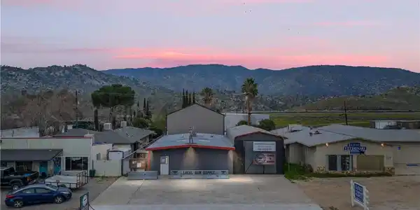 5209 Lake Isabella
