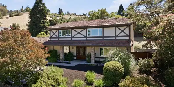 204 Lasso Cir