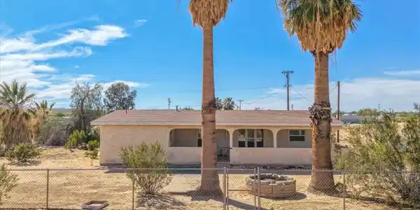 4611 Oasis