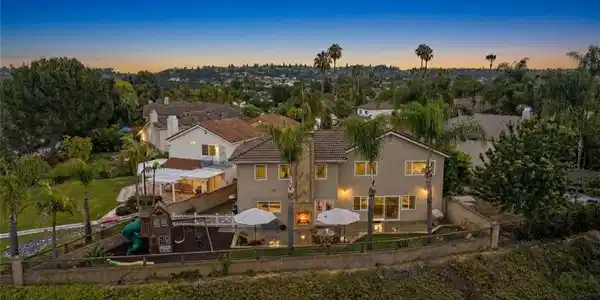 28732 Calle Vista
