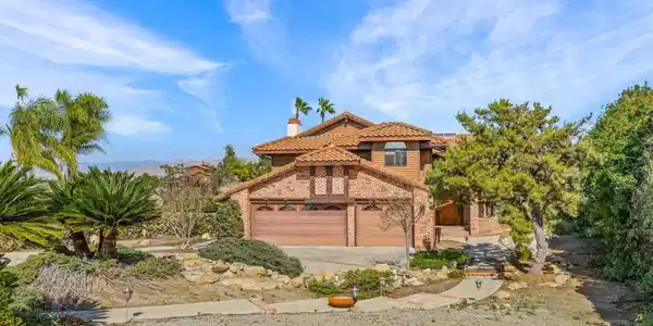 15870 Calumet Court