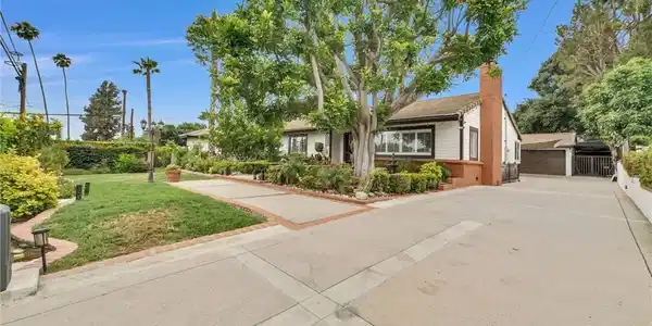 1115 E Sierra Madre Avenue
