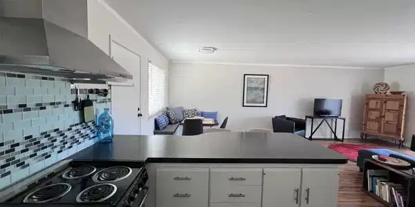 3134 E Club Circle