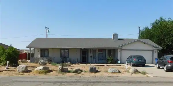 8372 Dogwood Avenue