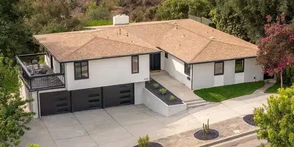 645 Oak Crest Drive