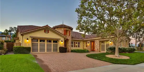 13052 Via Tesoro Drive