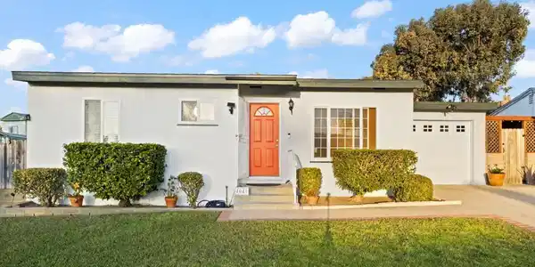 4041 Casita Way