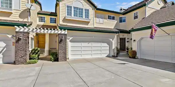 1338 Shell Ln
