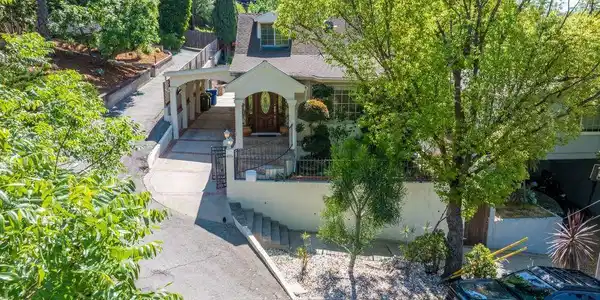 624 Redfield Avenue