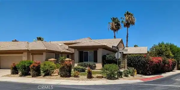 35438 Drive Rosemont