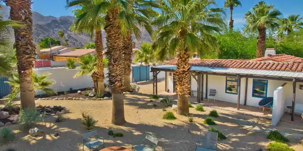 52862 Eisenhower Drive