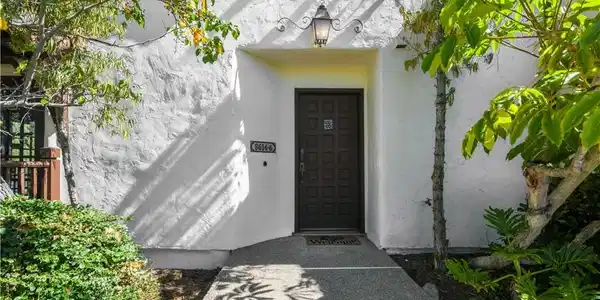 8614 Villa La Jolla Drive