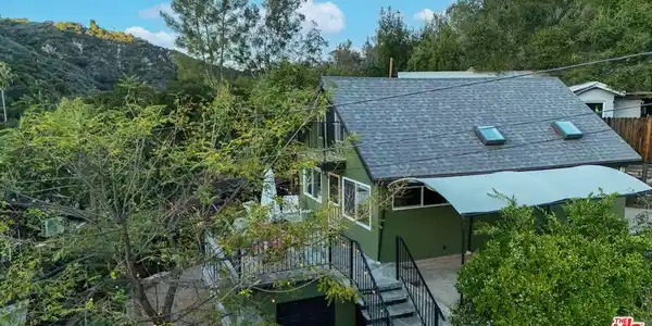 21549 Summit Trail