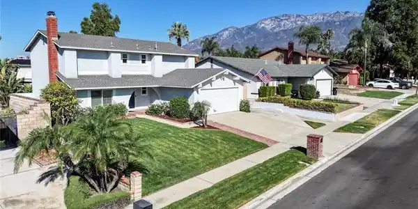 6842 Palm Drive