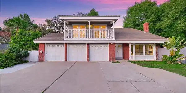 1554 Deerfoot