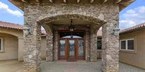 17010 Ridge Canyon