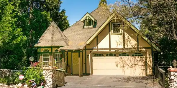430 Rainier Rd.