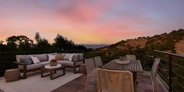 15059 Rayneta Drive