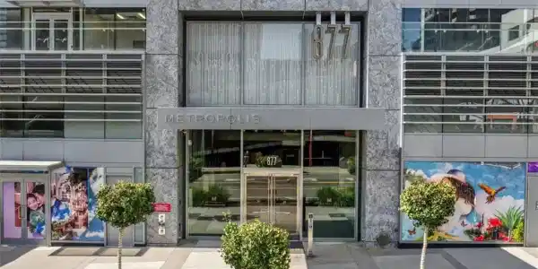 877 Francisco Street