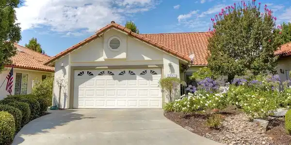 1089 Ridge Heights Dr