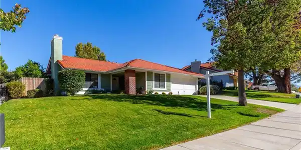 45680 Clubhouse