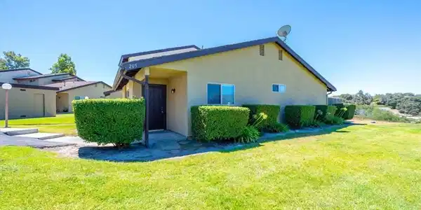 205 E Rice Ranch