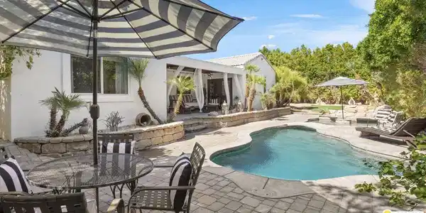 2030 E Acacia Road