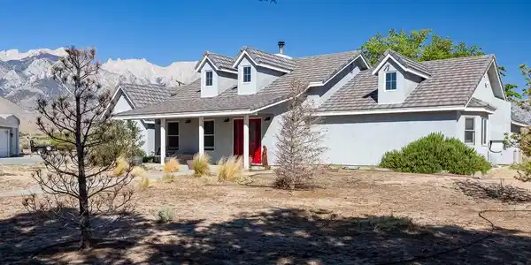 400 Dominy Drive