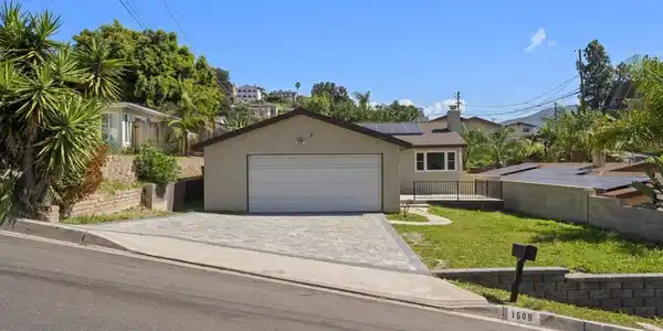 1609 San Miguel Avenue