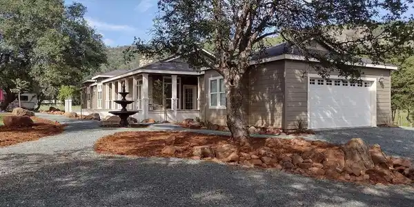 12755 Sugarloaf Court