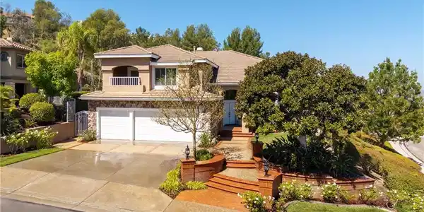 1035 S Rexford Lane