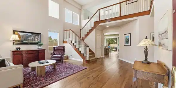 5091 Seashell Place