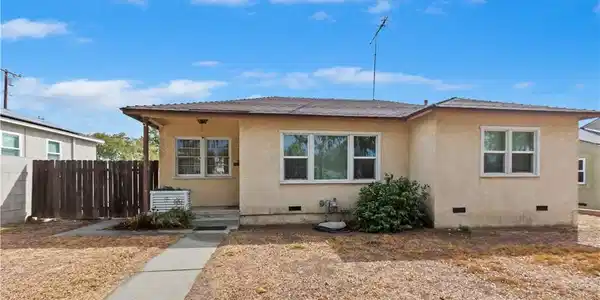 882 N 10th Avenue